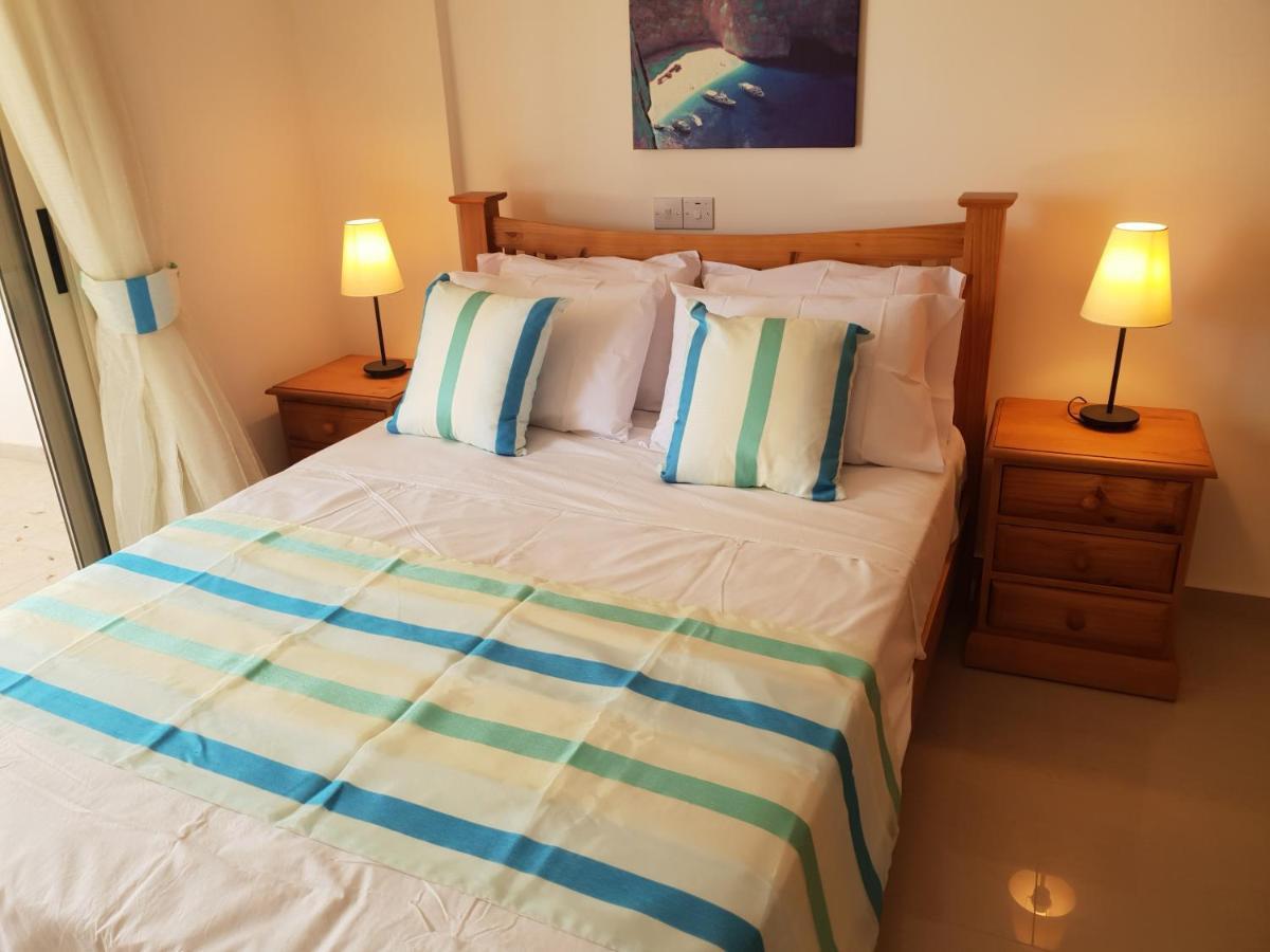 Ground Floor One Bedroom Apartment, Vanessa Complex 佩亚 外观 照片