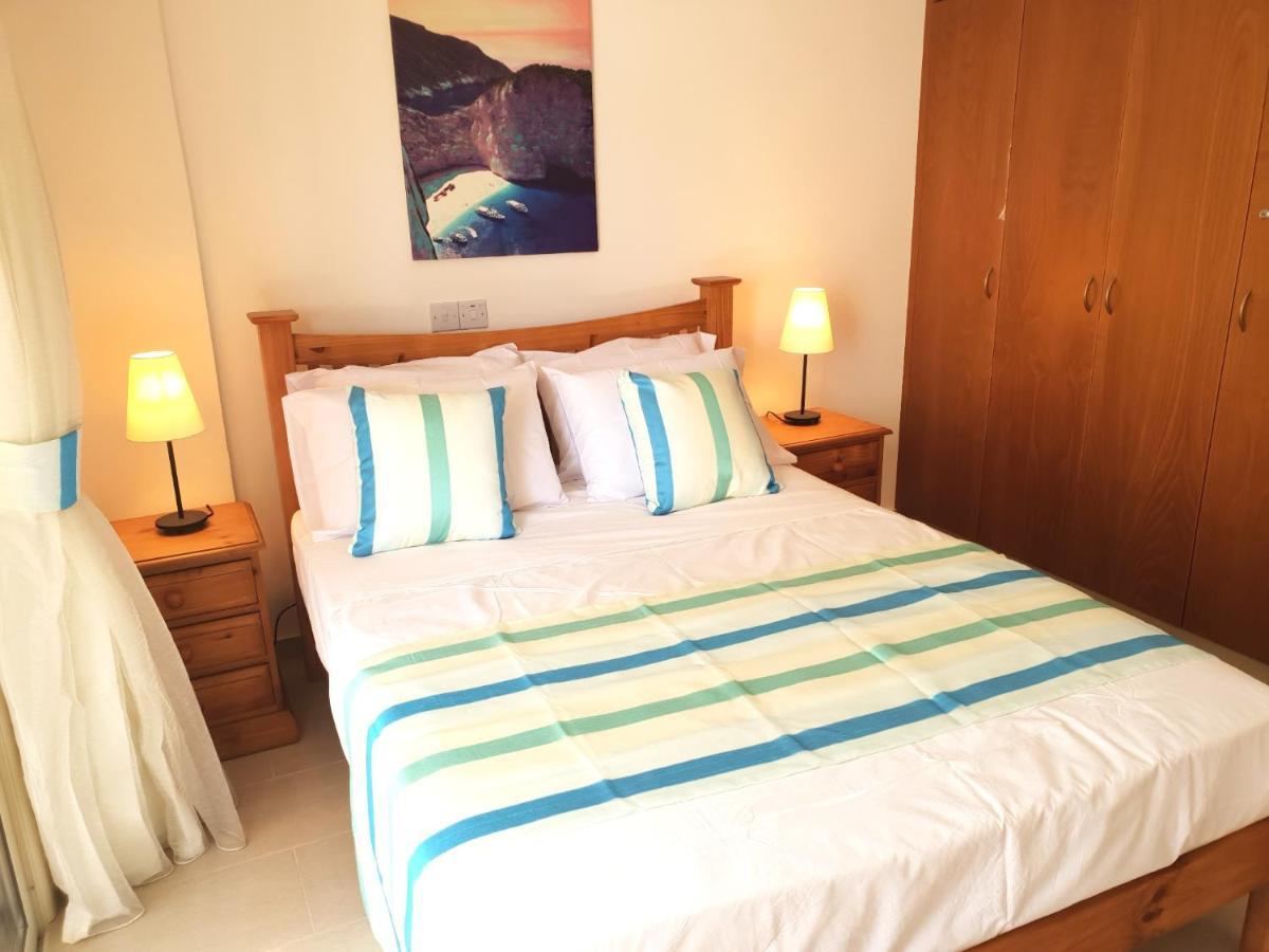Ground Floor One Bedroom Apartment, Vanessa Complex 佩亚 外观 照片